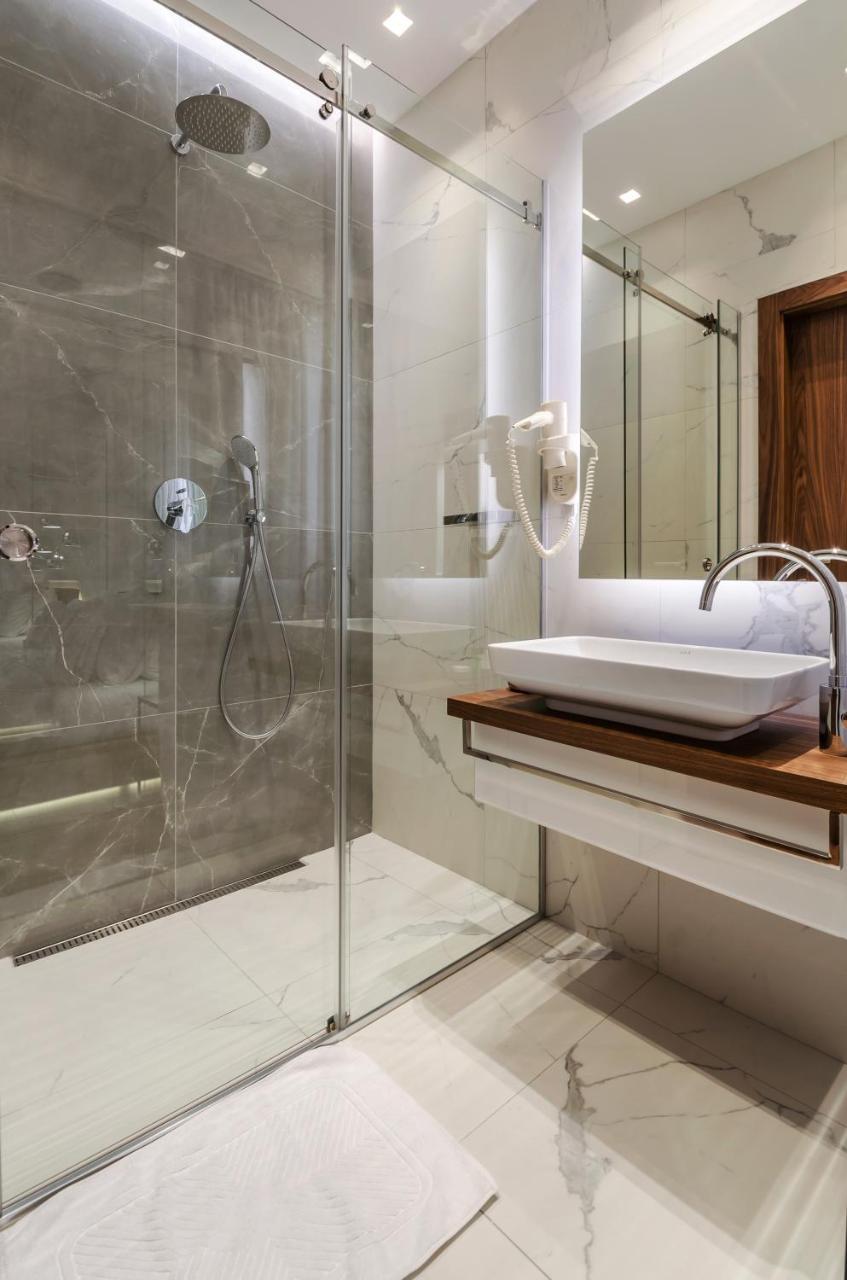 Room 25 Белград Екстериор снимка
